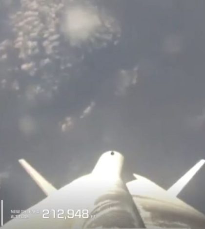 Fotos y videos del primer vuelo espacial de Bezos