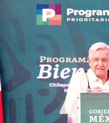 López Obrador critica apoyos a corruptos; no opinará respecto a consulta popular