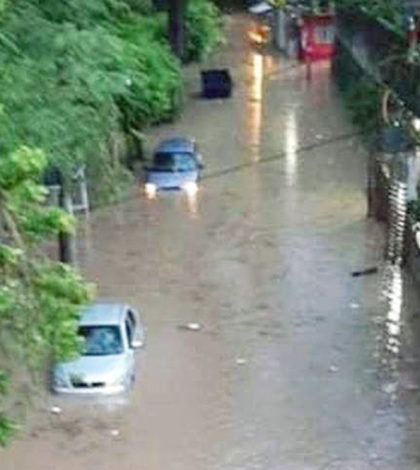 Desborde de arroyos en la Huasteca por lluvias