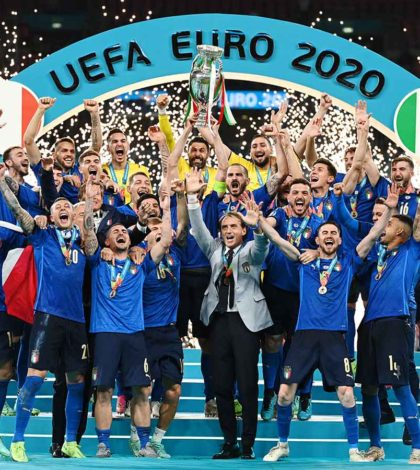 Italia venció a Inglaterra en penales y  se consagró campeón