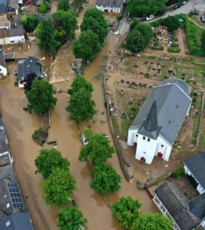 Sube a 135 la cifra de muertos por las inundaciones del oeste alemán