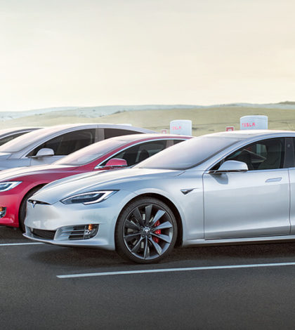 Tesla abrirá su red de estaciones de carga de autos eléctricos “Superchargers” a otras marcas